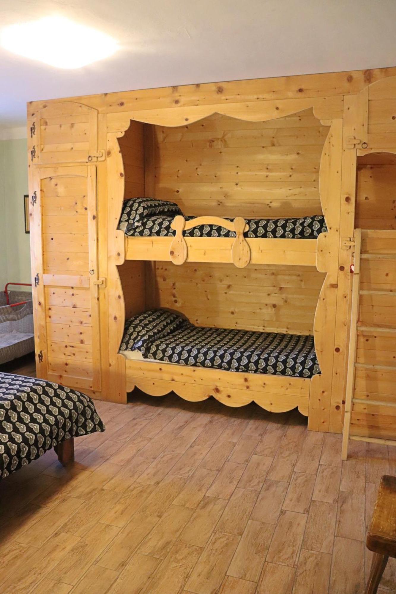 Chevres A Cheval - Apartment Аоста Экстерьер фото